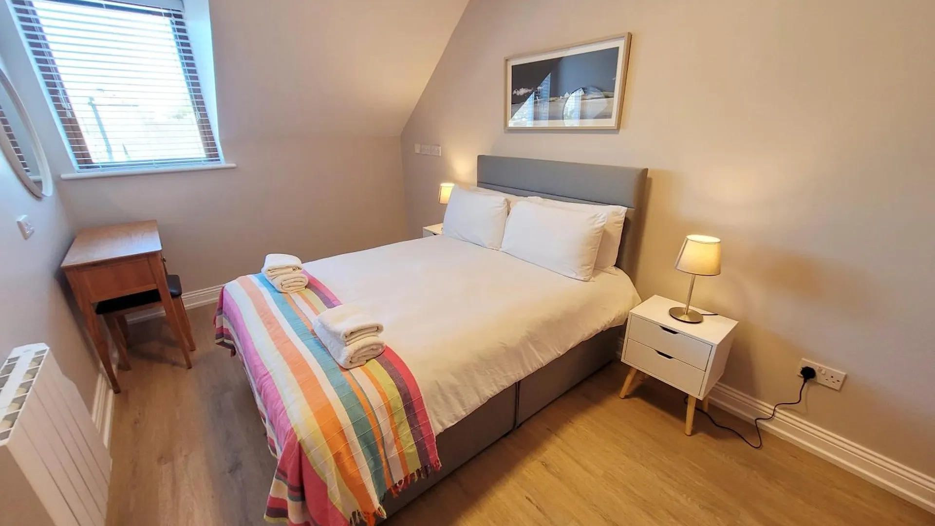 Donegan Court Aparthotel Galway 3*,  Irland