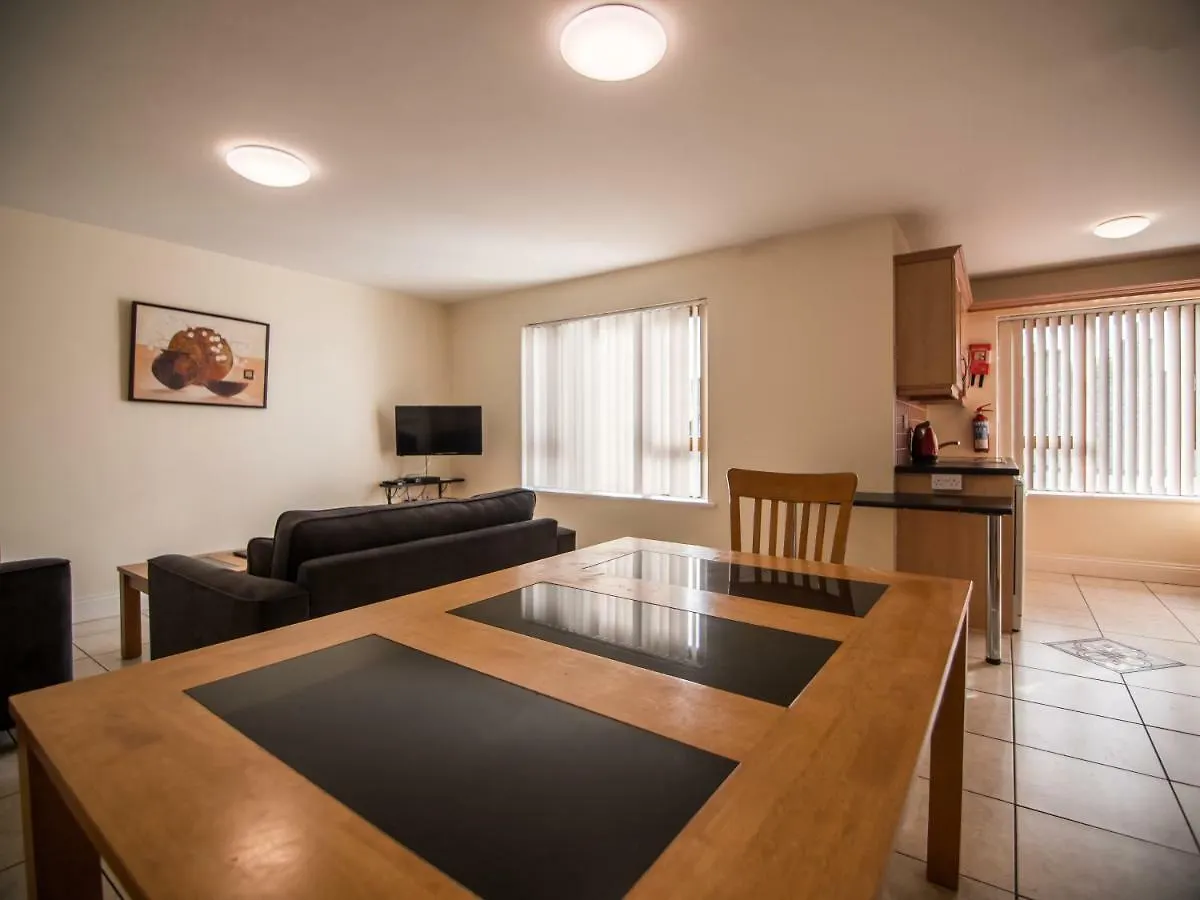 Donegan Court Aparthotel Galway 3*,  Irland
