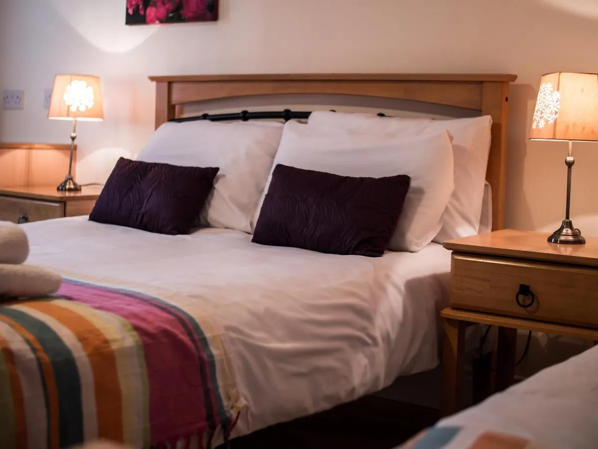 ***  Donegan Court Aparthotel Galway Irland