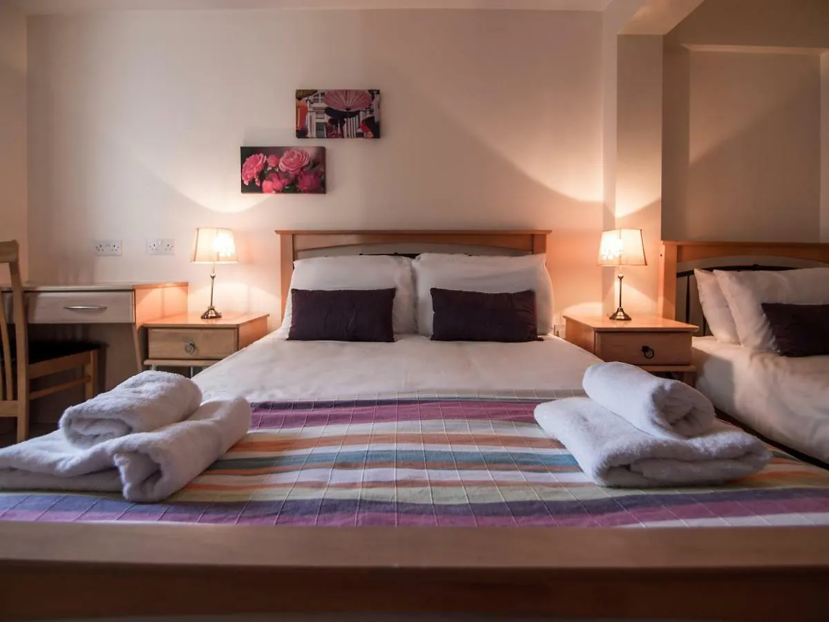 ***  Donegan Court Aparthotel Galway Ireland