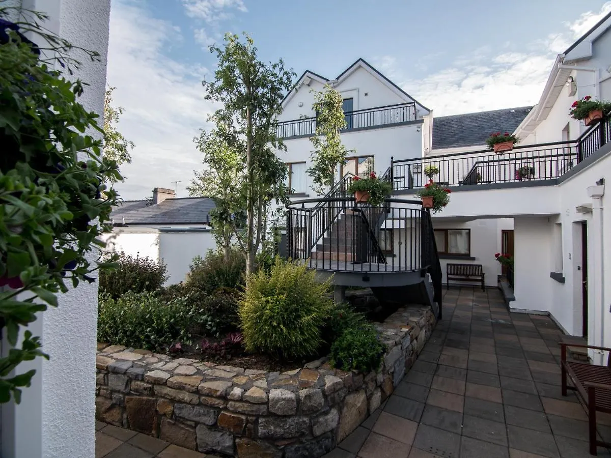 Donegan Court Aparthotel Galway